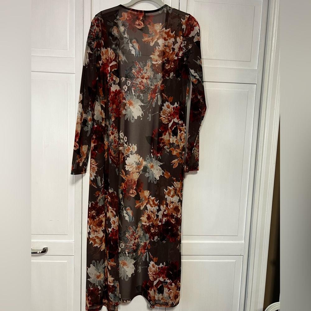 Daytrip floral kimono size medium